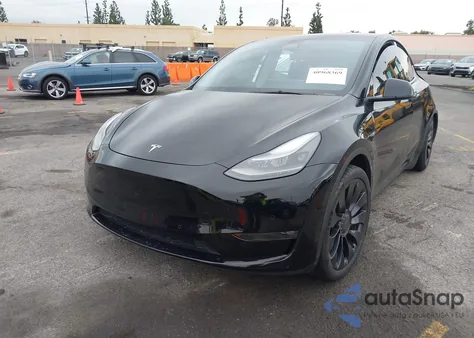 2022 Tesla Model Y Performance Dual Motor All-Wheel Drive from USA, damaged, VIN 7SAYGDEF6NF453649